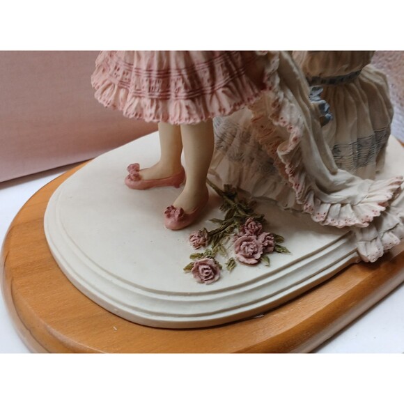 Retired Playing Bridesmaid H5500 Maud Humphrey Bogart Certificate In Box W/ COA - Picture 8 of 15